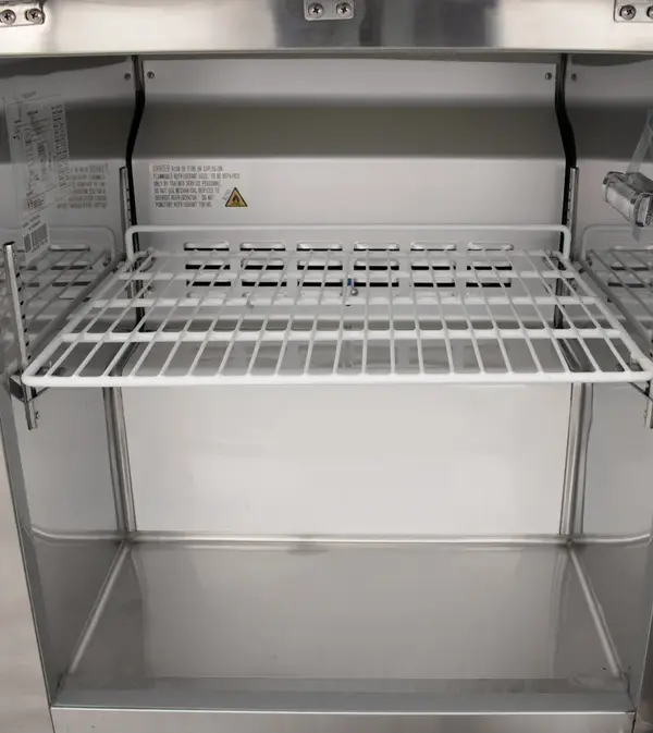 Universal - TUC27R - Refrigerator One Solid Door